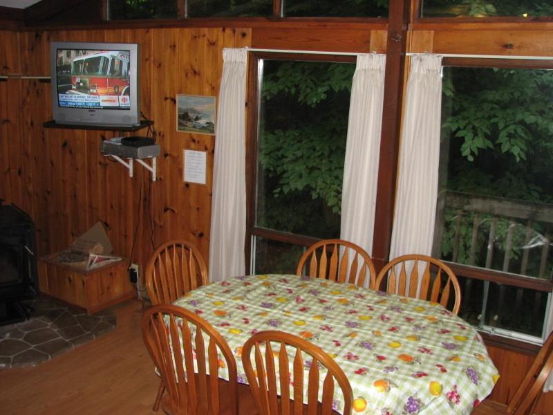 Sunny Point Resort Otter Lake Exterior photo