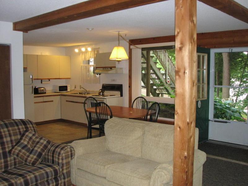 Sunny Point Resort Otter Lake Exterior photo