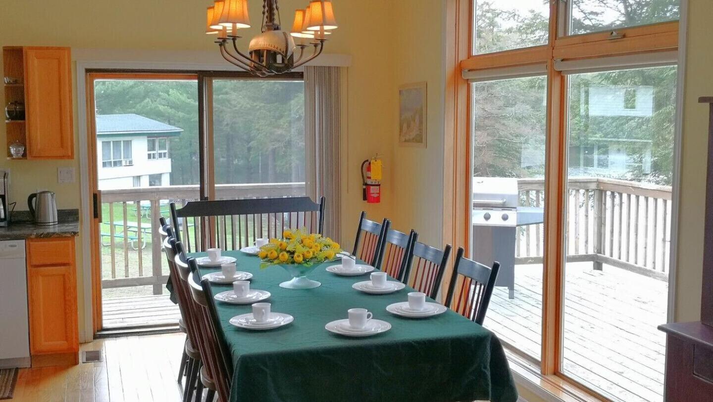 Sunny Point Resort Otter Lake Exterior photo