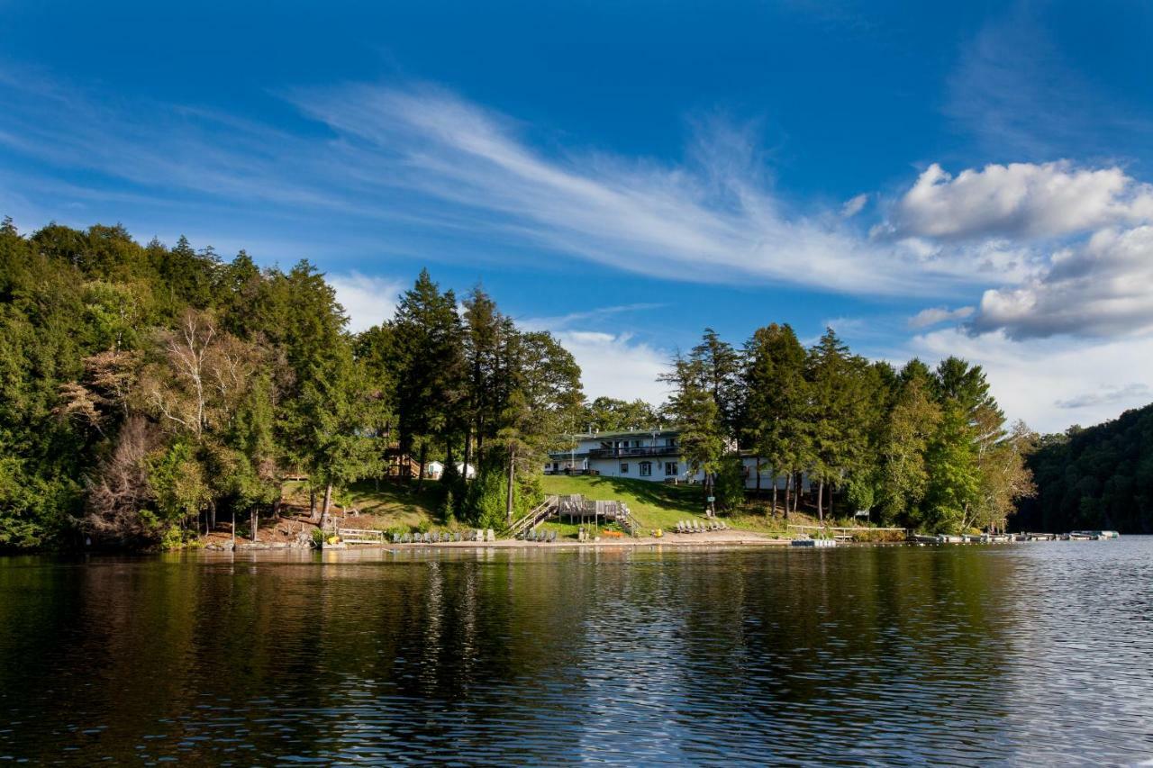 Sunny Point Resort Otter Lake Exterior photo