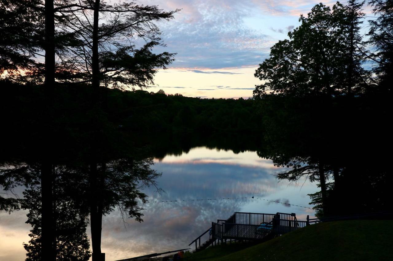 Sunny Point Resort Otter Lake Exterior photo